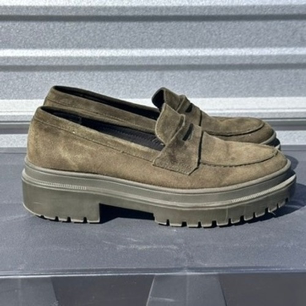 Patina Olive Green Suede Platform Lug Sole Penny Loafers Womens Size 7.5